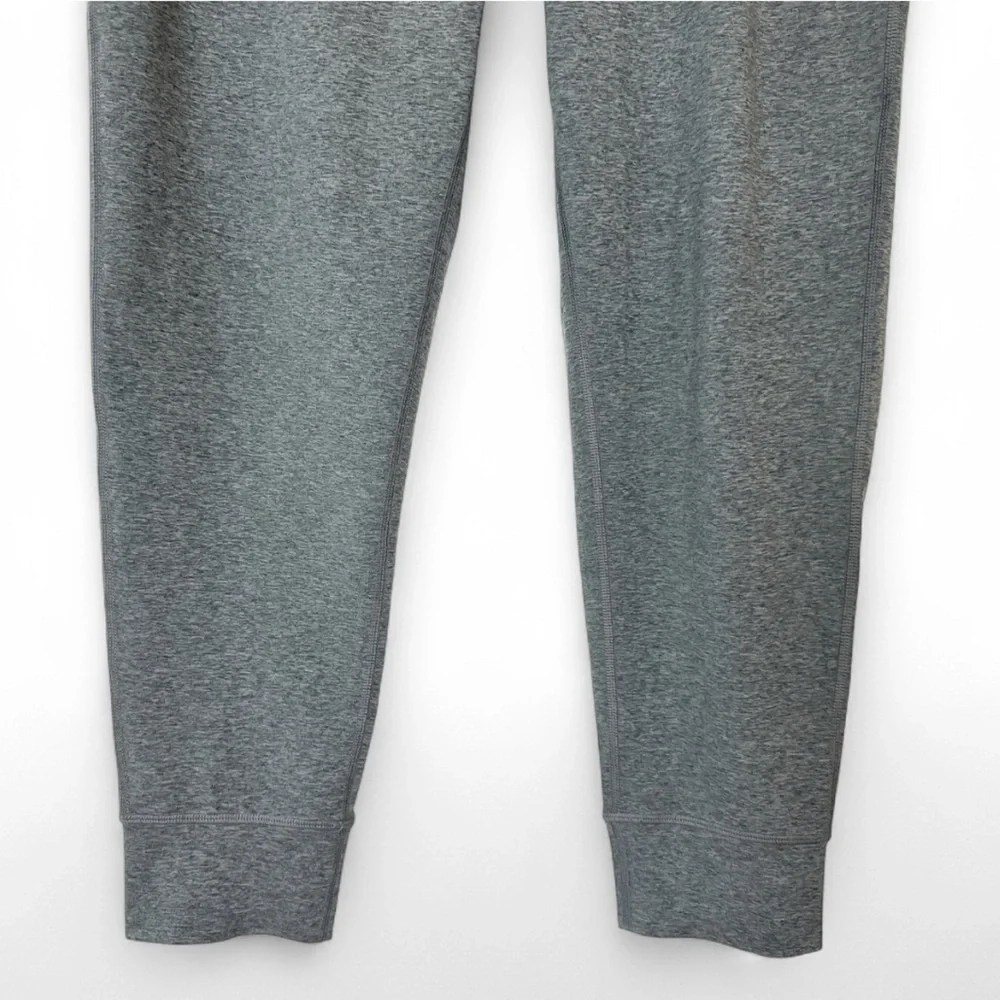 Vuori Men’s Sunday Performance Gray Jogger Pants - Size Large